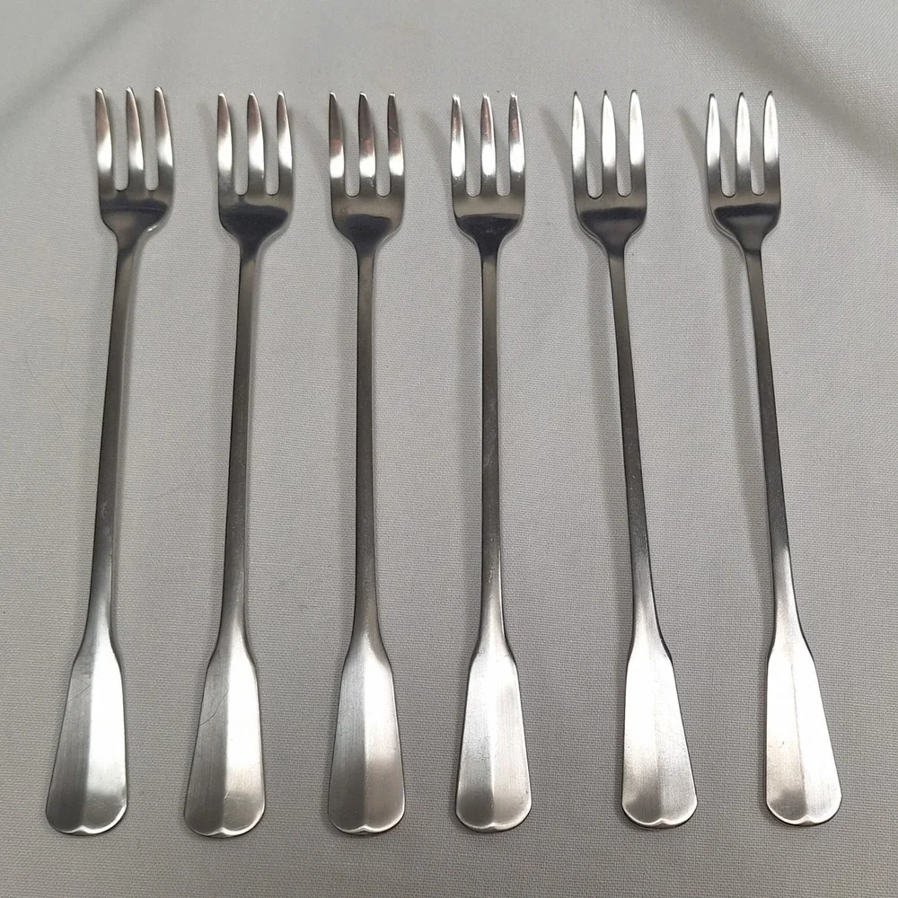 6 Oneida Stainless Cocktail Seafood Pickle Forks Colonial Artistry Distinction